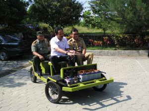 MOBIL LISTRIK