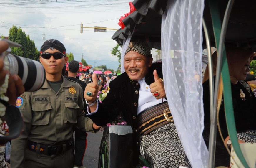 Karnaval Megah Grebeg Suro 2025, Empat Kepala Daerah Luar Ponorogo Ikut Pawai 