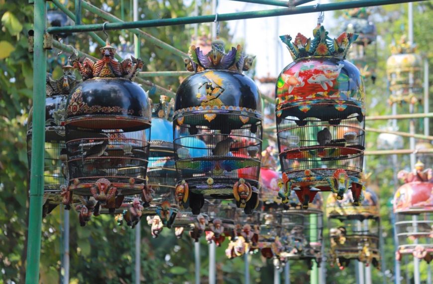 Peserta Luar Daerah Borong Juara Lomba Seni Suara Alam Burung Perkutut Grebeg Suro 2025 