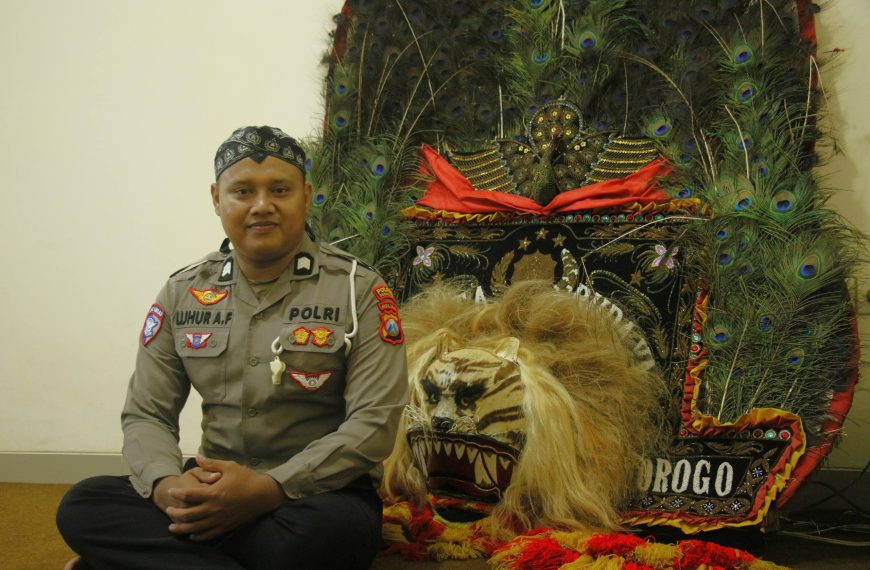 Brigadir Luhur Ainul Fikri, Inisiator Grup Reog Suryo Netro Budoyo yang Pemainnya Tunanetra