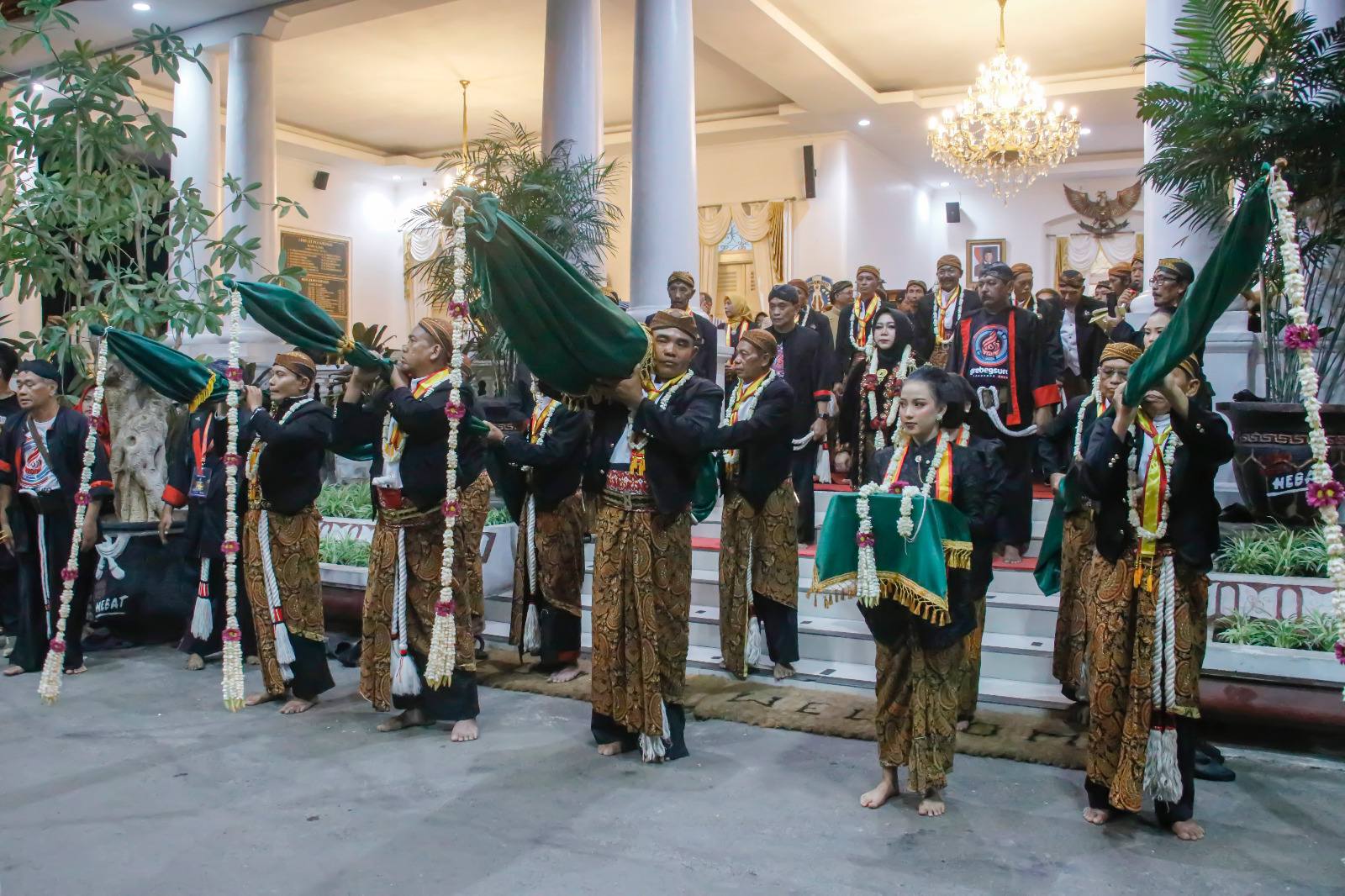Kesakralan Bedhol Pusaka Tandai Titik Awal Perpindahan Pusat Pemerintahan Ponorogo