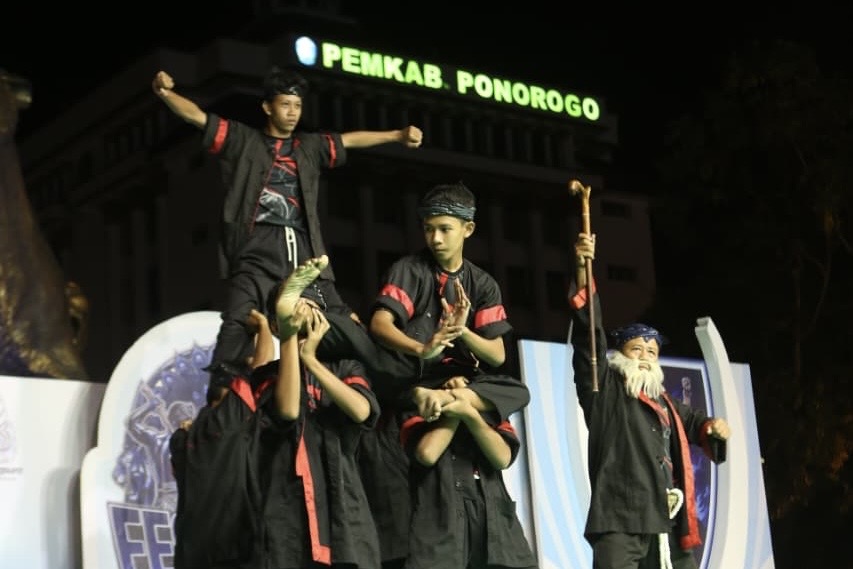 Festival Pencak Silat Berpadu dengan Fragmen Reog dan Sosok Warok Ponorogo