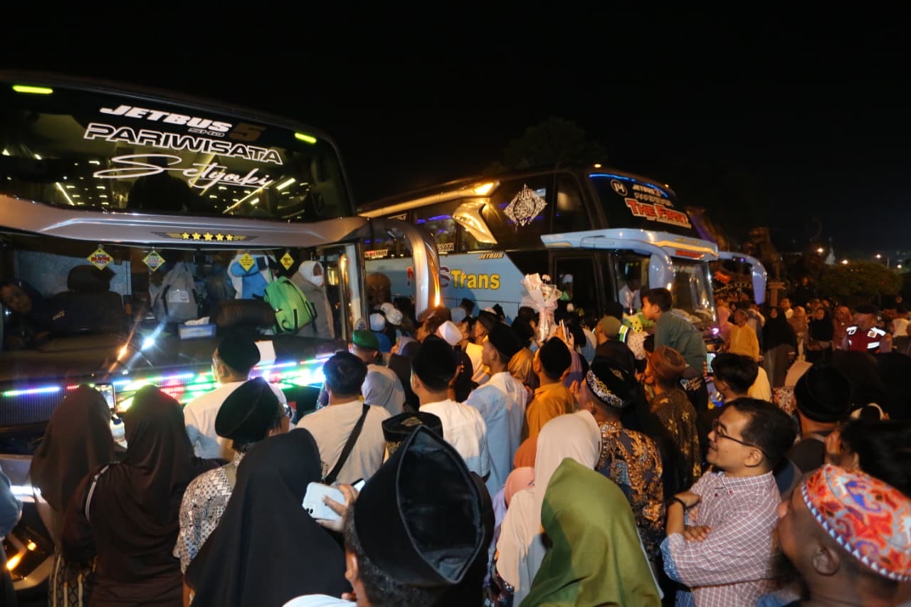 Lisdyarita Bersyukur Antar dan Sambut Jemaah Haji Ponorogo Utuh 557 Orang